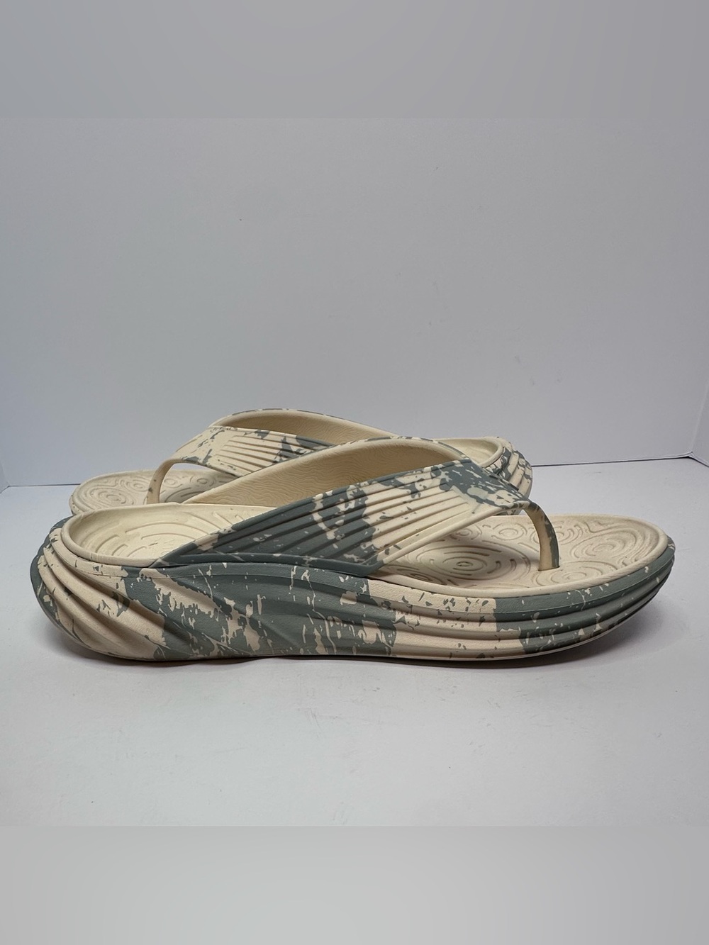 Vionic Tide RX Unisex Thong Sandal Slip-On Ivory/Blue Splatter Print Women's 9 - Picture 5 of 11